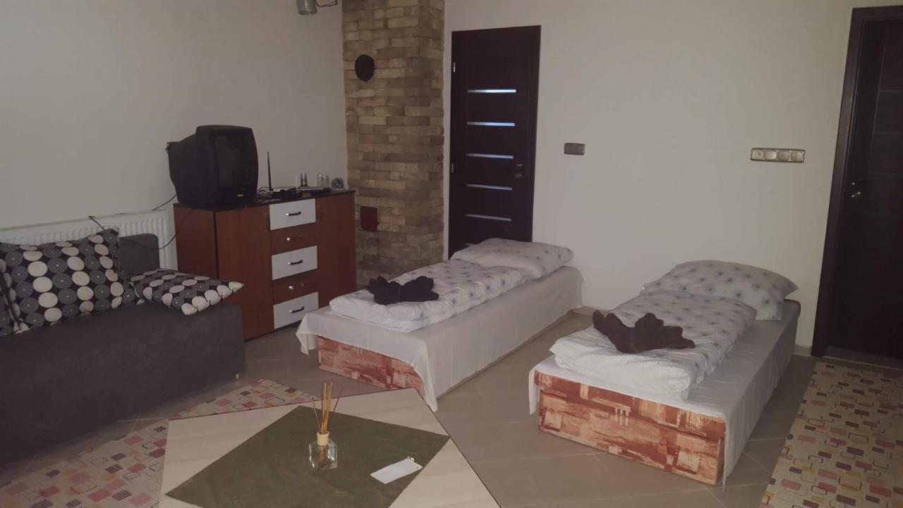 Korona Panzió Blh nad Iplom Exterior foto